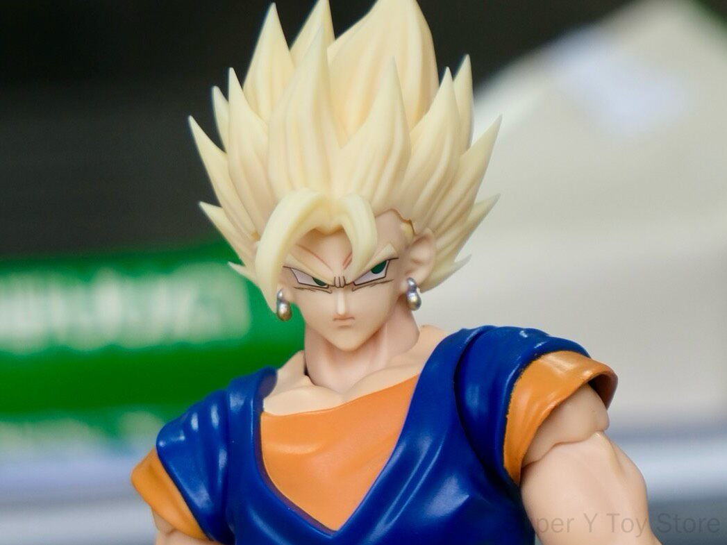 ฟิกเกอร์ผมเวจิโตะจากดราก้อนบอล - Model Kit Vegito บทวิจารณ์และราคา