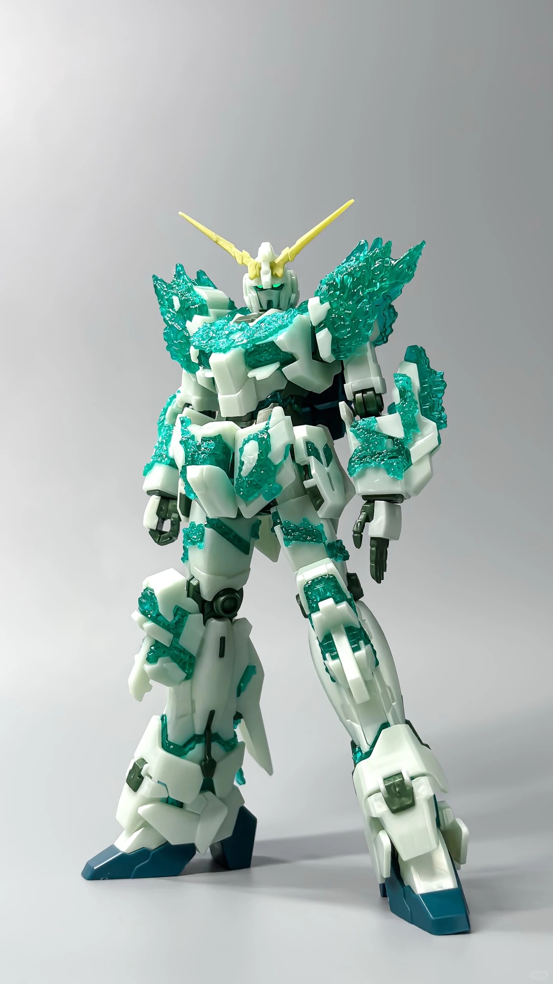 【REISSUE】STAR Model Crystal Un - Model Kit Kshatriya บทวิจารณ์และราคา