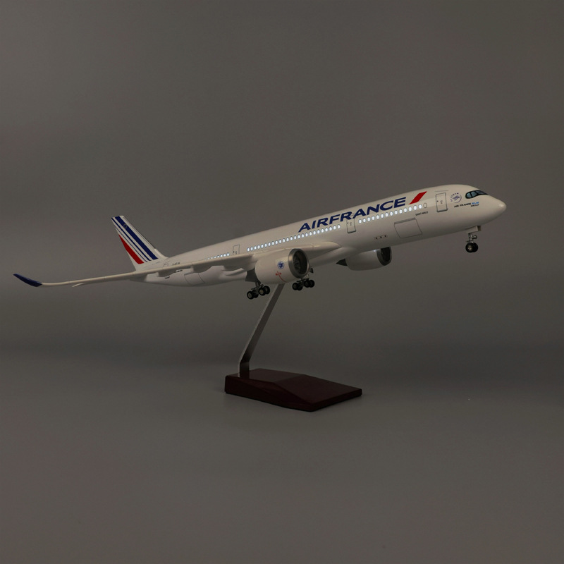 เครื่องบินจำลองแอร์ฟรองซ์ A350 - Model Kit Ixchel บทวิจารณ์และราคา